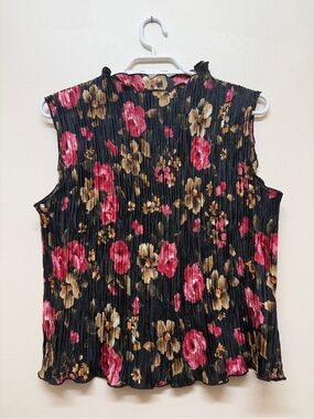 Sleeveless Floral Pleated Top - Black with Pink & Gold Flowers